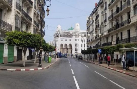 Confinement : Djerad annonce de nouvelles mesures