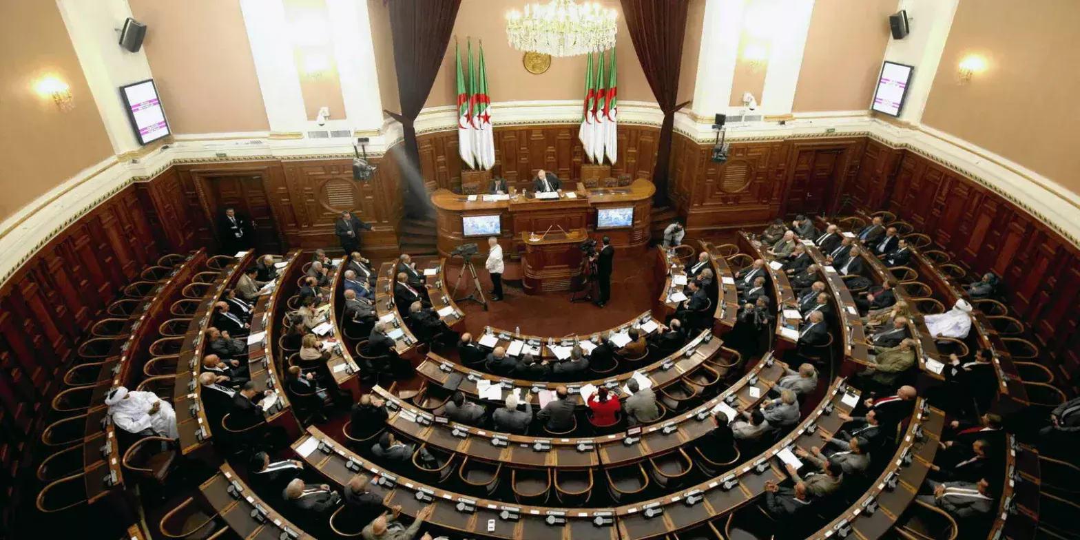 البرلمان: مشروع قانون لمنع التعامل مع شركات موالية لإسرائيل