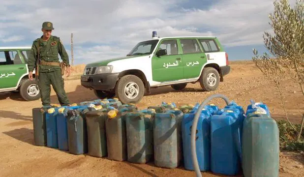 الجزائر ضمن 3 دول ضحايا تهريب الوقود بالساحل.