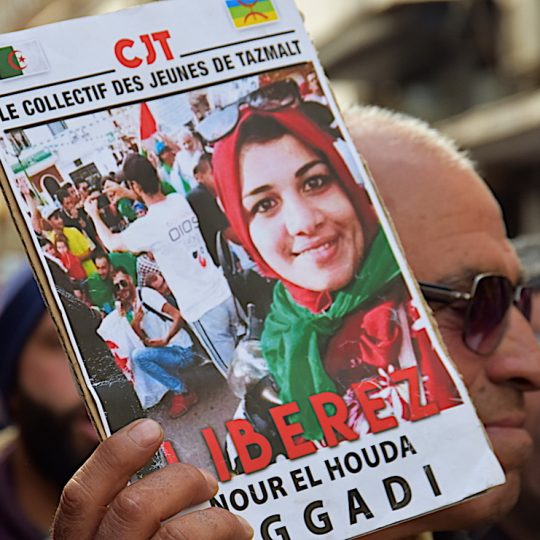 Hirak: Nour El-Houda Oggadi et trois détenus relaxés