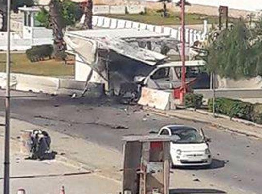 Un kamikaze se fait exploser devant l&rsquo;ambassade US à Tunis