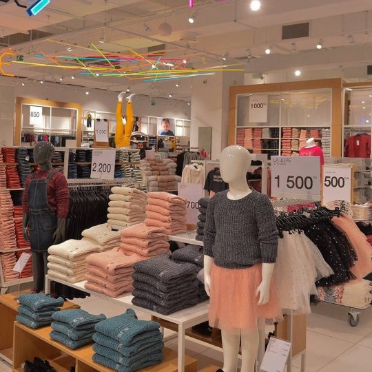 Le ministère du Commerce fixe les conditions de reprise pour trois activités.