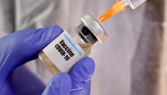 La Russie promet pour octobre une vaccination de masse contre la Covid-19