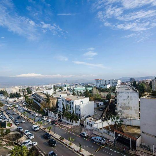Covid-19: un arrêté de la wilaya de Mila interdit toute consommation à l&rsquo;intérieur des cafés et restaurants