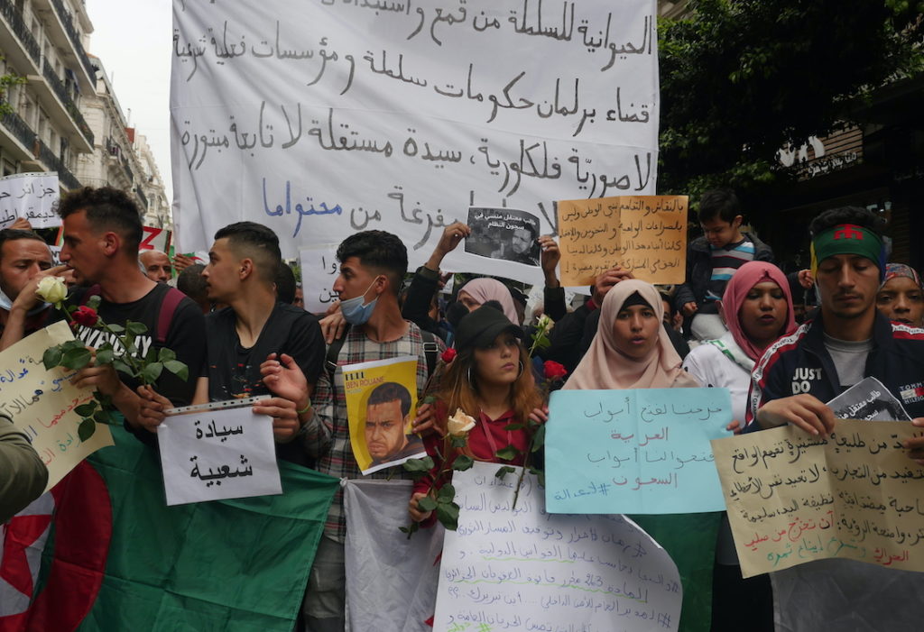 110ème mardi du Hirak : les étudiants resserrent les rangs !