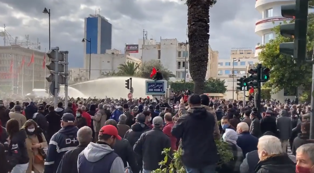 Tunisie: La célébration du 11e anniversaire de la révolution du jasmin réprimée par la police