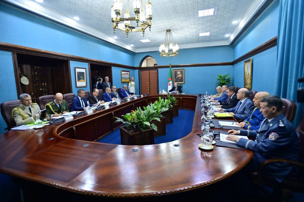 Importation urgente de 10 000 bus : Tebboune réagit au drame d’El Harrach et à la crise des transports