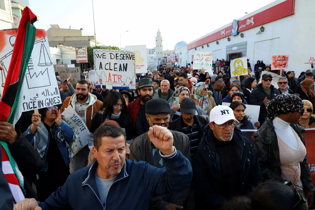 Tunisie : la BAD finance la réhabilitation de la filière phosphate malgré la con...