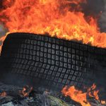 Photo pneu en feu