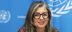 Francesca Albanese (dr): “ma fille est techniquement passible d’arrestation pour m’avoir offert un café”