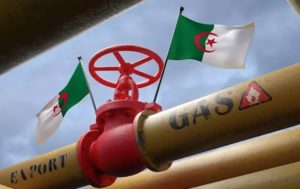 Gazoducs d'exportation arborant le drapeau algérien, illustration des exportations de gaz de l'Algérie vers l'Espagne