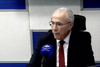 Boukhalfa Yaïci, directeur général du Green Energy Cluster Algeria, en studio à la Chaîne 3 de la Radio algérienne.