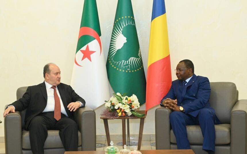 Entretien bilatéral entre le premier ministre algérien Sifeddine Gharib et le premier ministre tchadien Allahamdou Lamaye à N'Djamena, 8 juin 2026