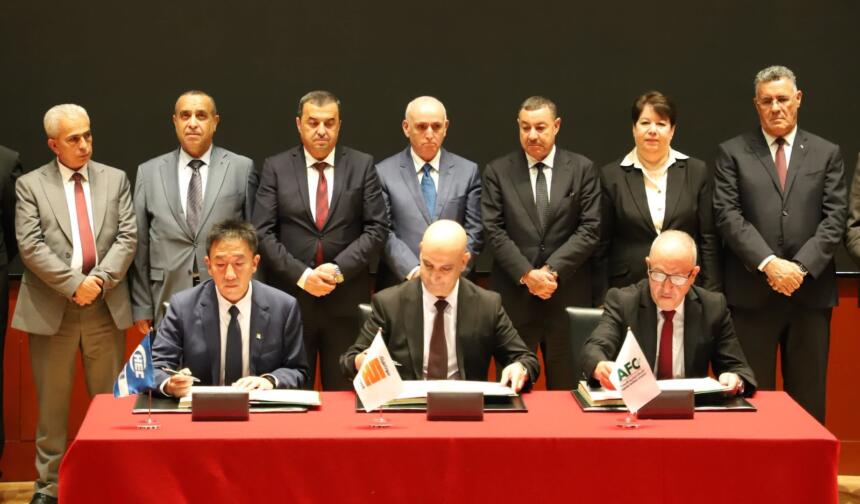 Signature des contrats du projet phosphate intégré entre Sonatrach, CHEC et Saipem à Alger, le 12 août 2026