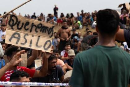 Ceuta, des migrants demandent l'asile