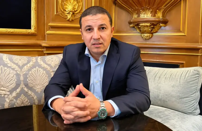 رجل الأعمال الجزائري أيوب عيسيو