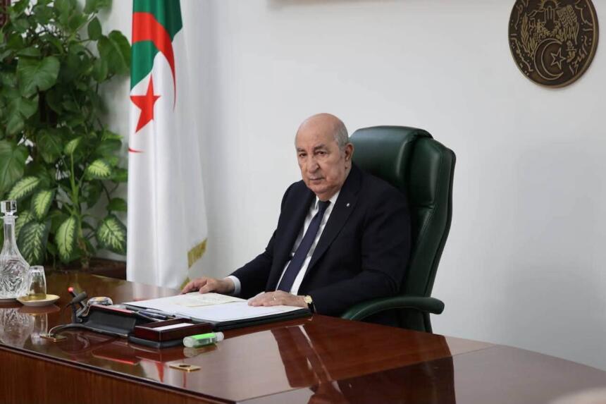 Abdelmadjid Tebboune à son bureau, à la Présidence de la République.