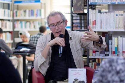 le journaliste Mustapha Benfodil sous ISTN