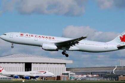 Airbus A330-300 d'Air Canada au décollage à l'aéroport de Londres Heathrow