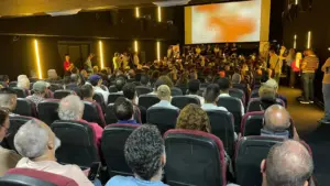 Salle comble à la cinémathèque de Béjaïa lors de l'ouverture de la 21e édition des Rencontres cinématographiques de Béjaïa (RCB), le 26 septembre 2026.