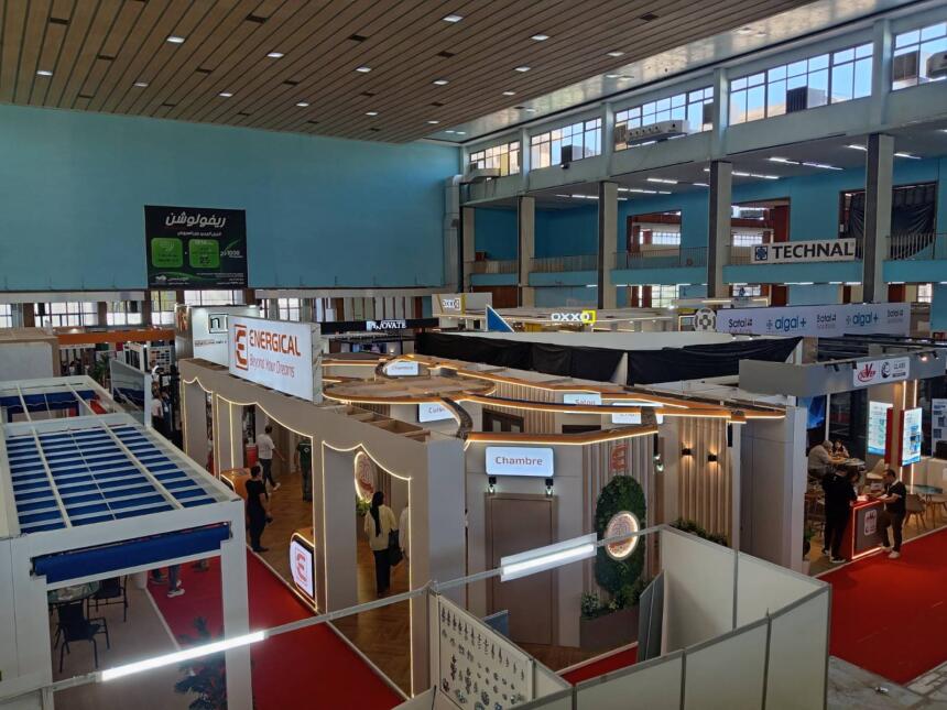Pavillon central de la SAFEX à Alger lors du Salon international des façades, fenêtres et portes SIFFP 2026