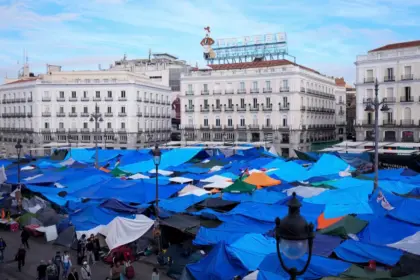 Acampada Puerta del Sol - Madrid
