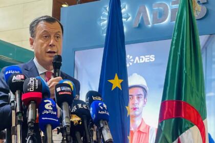 Interrogé par la presse au NAPEC, à Oran, Diego Mellado, ambassadeur de l'Union européenne en Algérie, a défendu une simplification des règles européennes. (Photo : Maghreb Émergent)