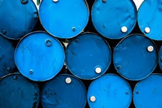 le Brent à 105,76 dollars (+0,07 %) et le WTI à 95,63 dollars (+1,58 %), avec le graphique du Brent et les clôtures de la semaine.